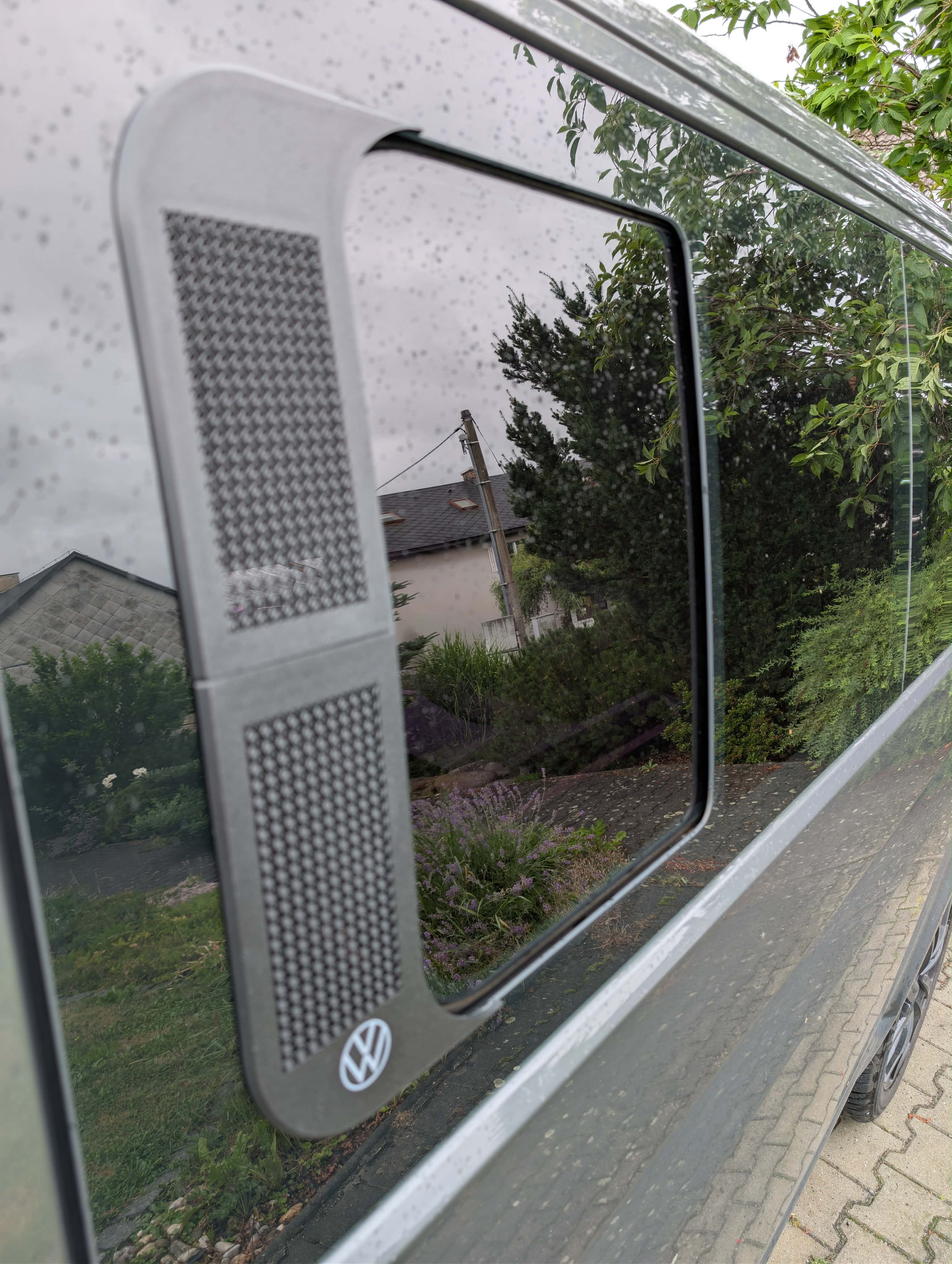 Ventilation grilles for slider window VW T5-T6 with Curves