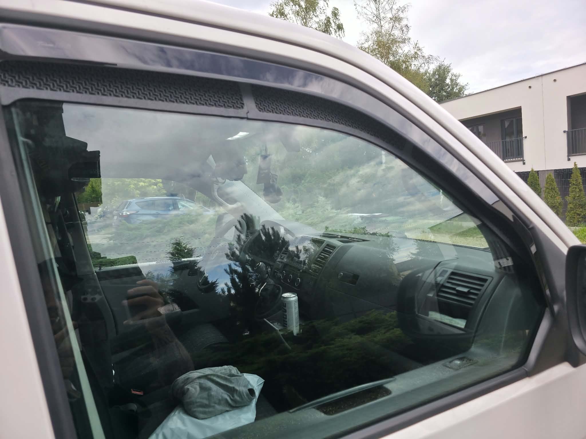 Ventilation window for VW T5 / T5.1 / T6 / T6.1 Front door